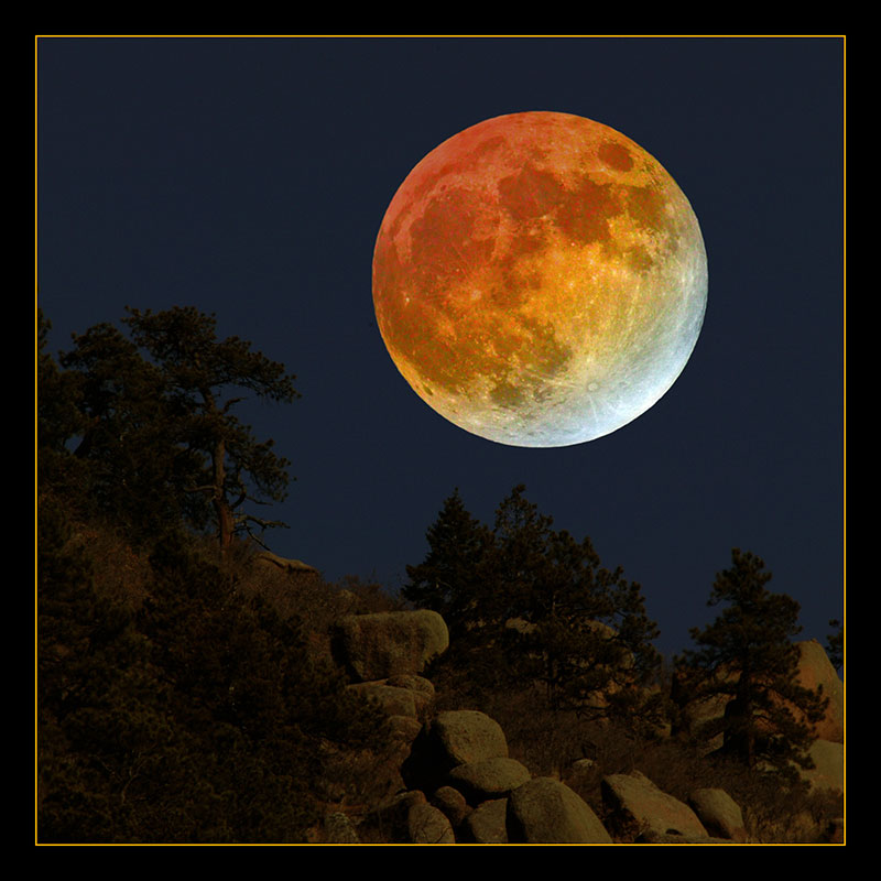 http://www.pikespeakphoto.com/images/sunmoon/redmoon.jpg